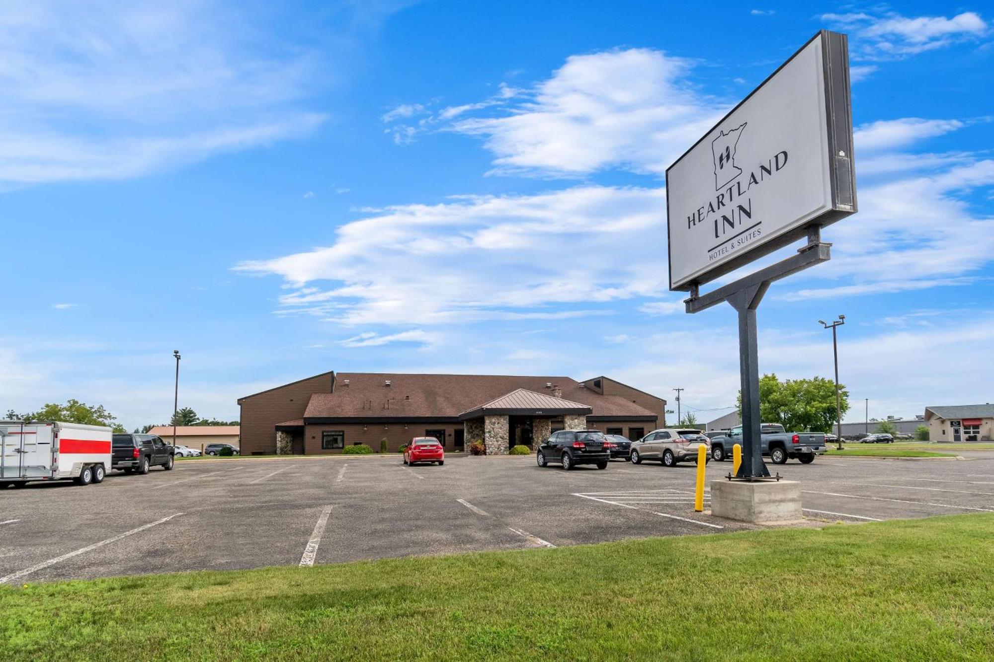 Heartland Inn & Suites, Surestay Collection By Best Western Park Rapids 외부 사진