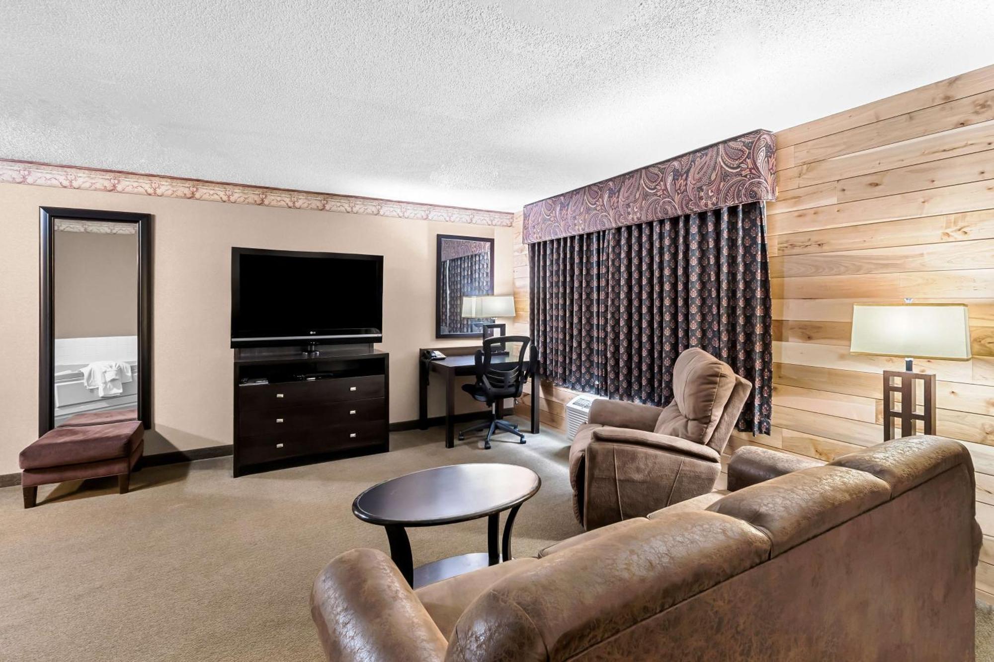 Heartland Inn & Suites, Surestay Collection By Best Western Park Rapids 외부 사진