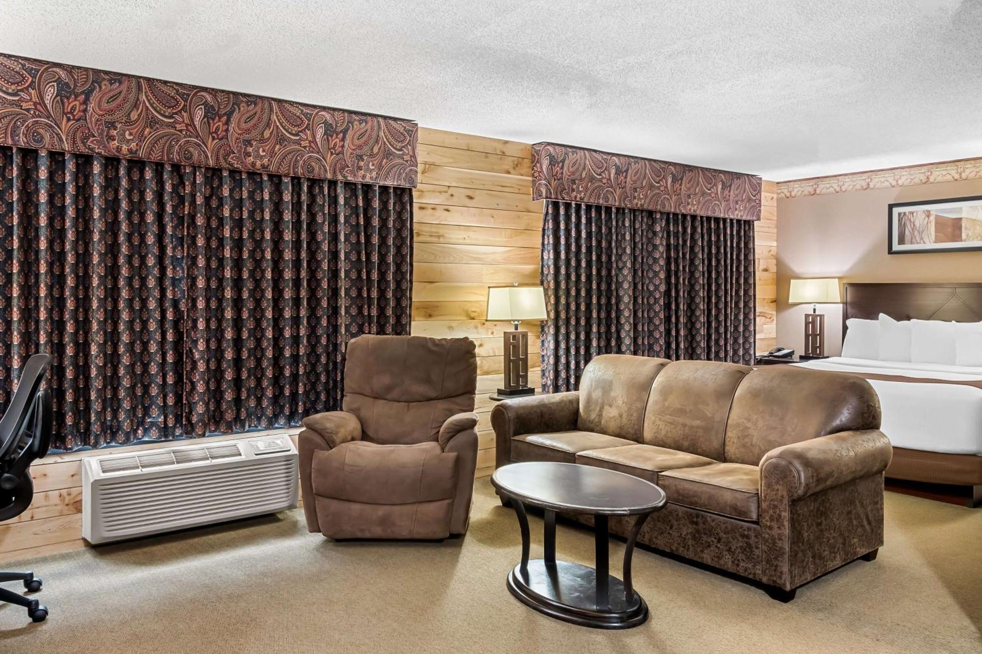 Heartland Inn & Suites, Surestay Collection By Best Western Park Rapids 외부 사진