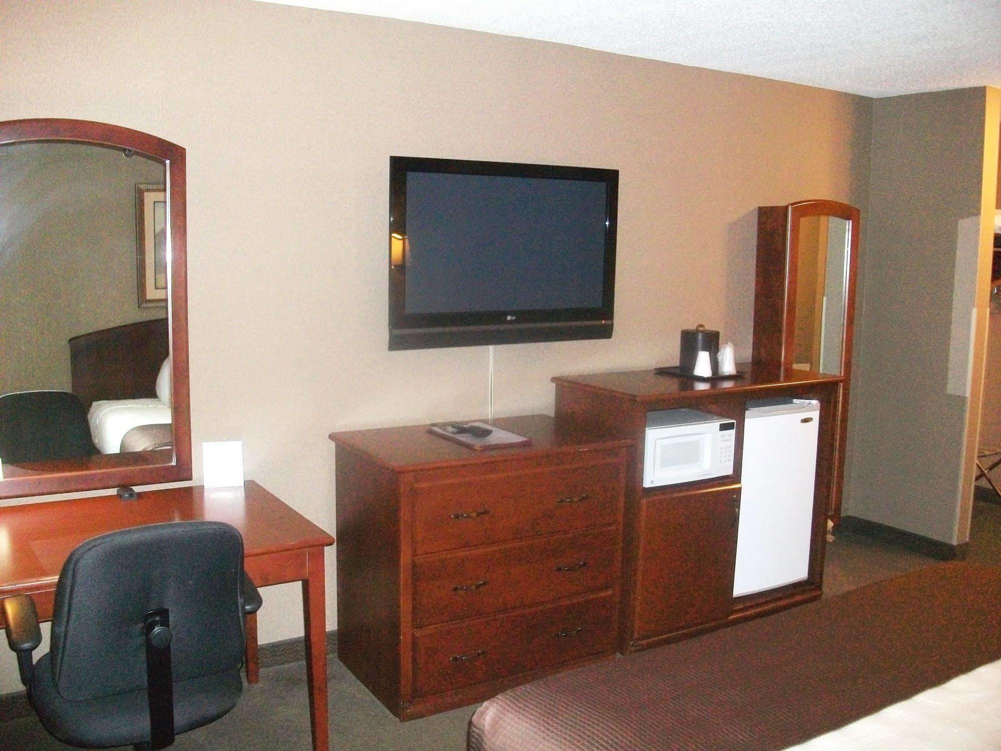 Heartland Inn & Suites, Surestay Collection By Best Western Park Rapids 외부 사진